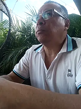 Snapshot of OrionStone chatting on September 21, 2:08 pm OrionStone online show from September 21, 2:08 pm