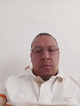 Snapshot of OrionStone chatting on October 8, 8:06 pm OrionStone online show from October 8, 8:06 pm