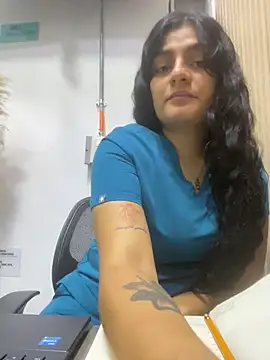 carlafox05 online show from June 1, 2:41 pm