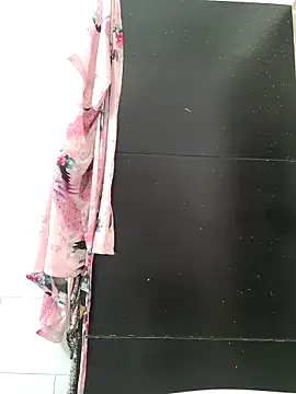 Yuli Mars online show from October 31, 3:57 pm