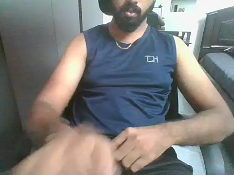 lovelyakash69 online show from September 27, 5:23 am