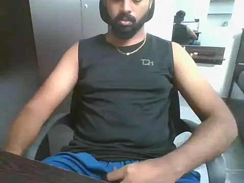 lovelyakash69 online show from October 27, 6:06 am