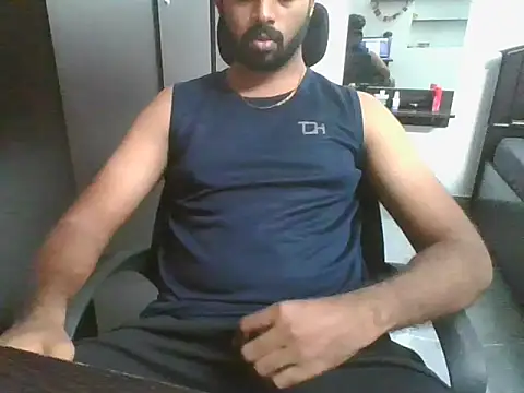 lovelyakash69 online show from March 26, 7:36 am