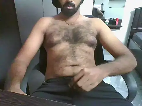 lovelyakash69 online show from May 28, 9:17 am