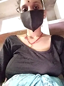 Snapshot of Soniy-Maax chatting on September 21, 6:53 pm Soniy-Maax online show from September 21, 6:53 pm