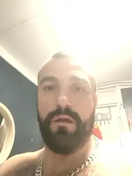 lucka1234 online show from April 9, 8:25 pm