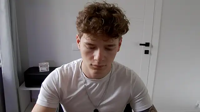 DanyDavis online show from April 5, 9:06 am