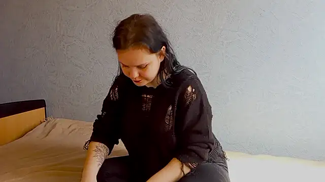 Snapshot of SweetPiggyx chatting on April 9, 9:15 am SweetPiggyx online show from April 9, 9:15 am