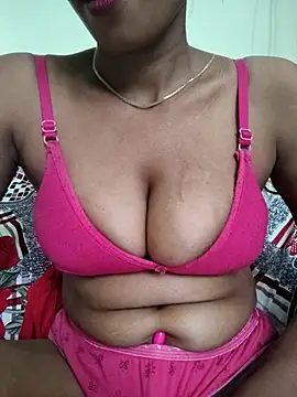 Snapshot of Desi_Bhabi_01 chatting on October 15, 10:37 am Desi Bhabi 01 online show from October 15, 10:37 am