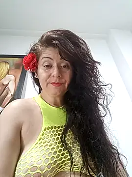 Snapshot of lunadicty chatting on February 21, 1:11 am lunadicty online show from February 21, 1:11 am