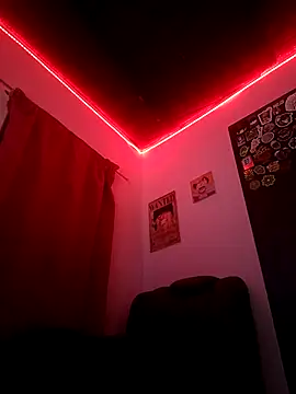 Chris  Jones online show from October 6, 3:48 am