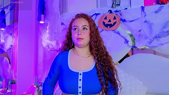 AmmberJones online show from October 28, 12:30 pm