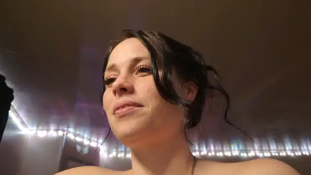 mavismable online show from January 18, 4:49 am