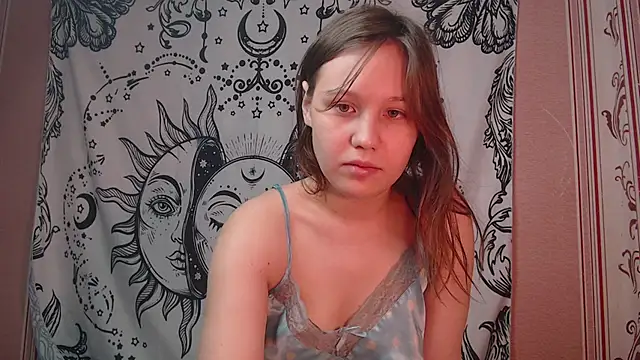 Snapshot of Thighswithspikes chatting on September 15, 8:03 am Thighswithspikes online show from September 15, 8:03 am