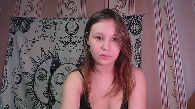 Snapshot of Thighswithspikes chatting on November 6, 7:20 am Thighswithspikes online show from November 6, 7:20 am