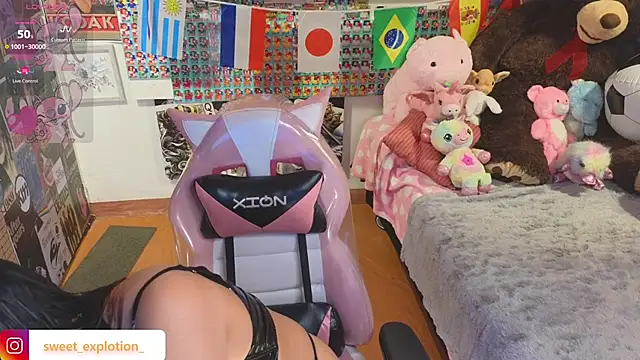 sweet-temptation  online show from June 30, 4:13 am