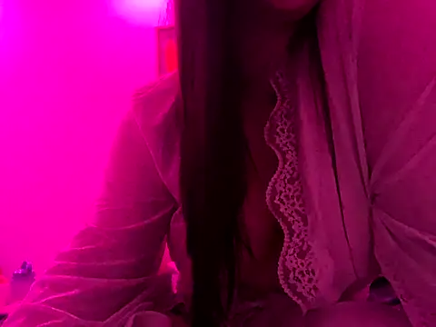 MoonlitLust online show from April 23, 8:33 pm