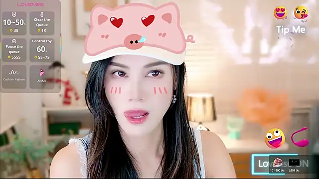 Snapshot of LunaBelle1984 chatting on November 24, 3:12 pm LunaBelle1984 online show from November 24, 3:12 pm