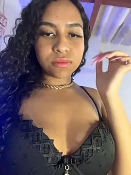 Snapshot of camillaCat chatting on September 20, 2:34 am camillaCat online show from September 20, 2:34 am