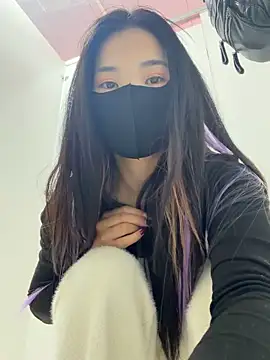 AiBanana online show from April 12, 3:00 am