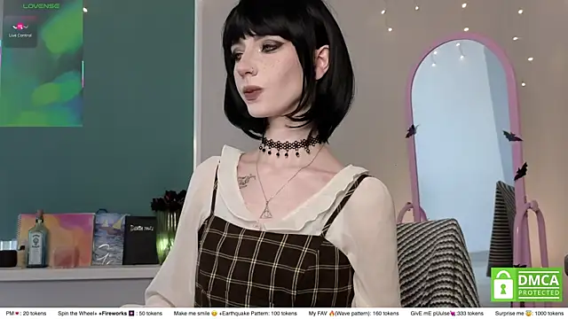 Snapshot of sweetuniporn chatting on May 16, 8:00 am sweetuniporn online show from May 16, 8:00 am