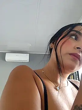 Snapshot of Rosa_Warreen_ chatting on October 20, 12:49 pm Rosa Warreen online show from October 20, 12:49 pm