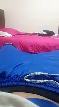 Snapshot of camobud chatting on March 20, 11:23 pm camobud online show from March 20, 11:23 pm