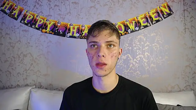 Robbin Blaze online show from October 17, 4:59 am