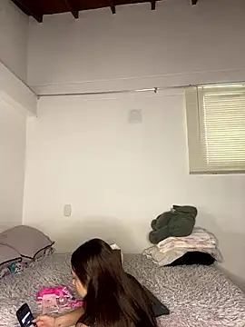 Mia  Gray online show from January 6, 4:32 pm