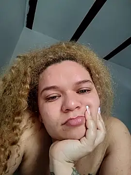 Snapshot of Monserratalexa chatting on February 25, 4:16 pm Monserratalexa online show from February 25, 4:16 pm