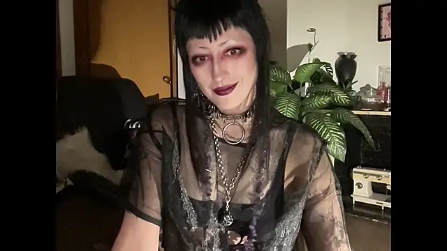 ELENA UMBRA online show from December 3, 11:25 pm