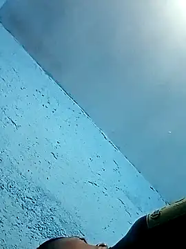 Snapshot of luuiss12 chatting on September 22, 10:28 am luuiss12 online show from September 22, 10:28 am