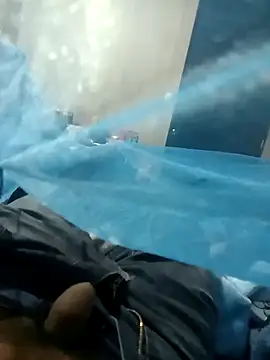 Snapshot of luuiss12 chatting on October 5, 1:42 pm luuiss12 online show from October 5, 1:42 pm