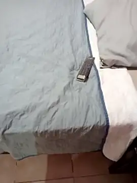 luuiss12 online show from January 11, 10:26 pm