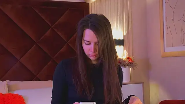 StacyHarland online show from March 13, 4:41 am