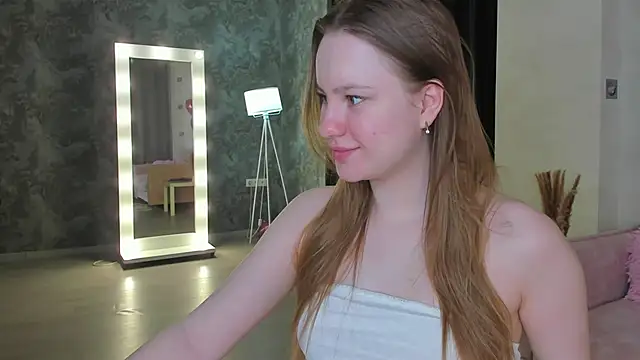 Snapshot of Candy_Cansew chatting on May 31, 1:03 am Candy Cansew online show from May 31, 1:03 am