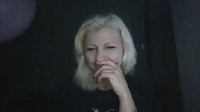 AidaRay online show from November 7, 6:52 pm