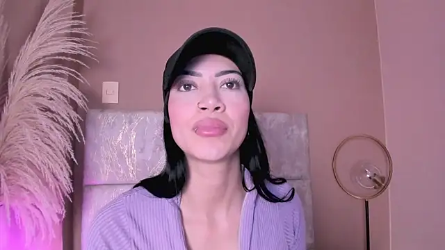 AbbieJoness  online show from June 3, 2:33 pm