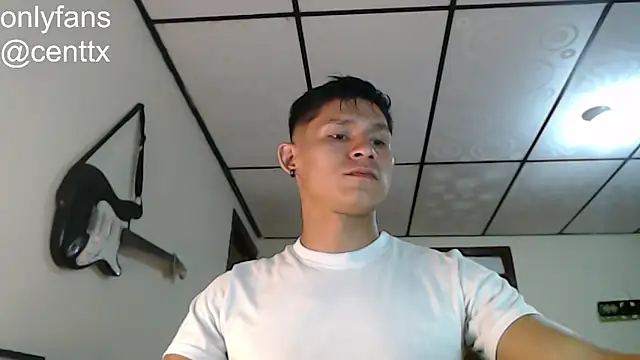 axel moreno online show from September 13, 2:22 am