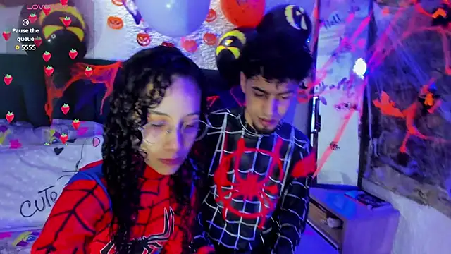 JennMuriel  online show from October 31, 1:01 pm