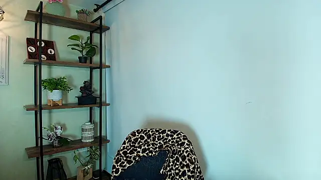  Victoria Collins online show from February 11, 10:53 am