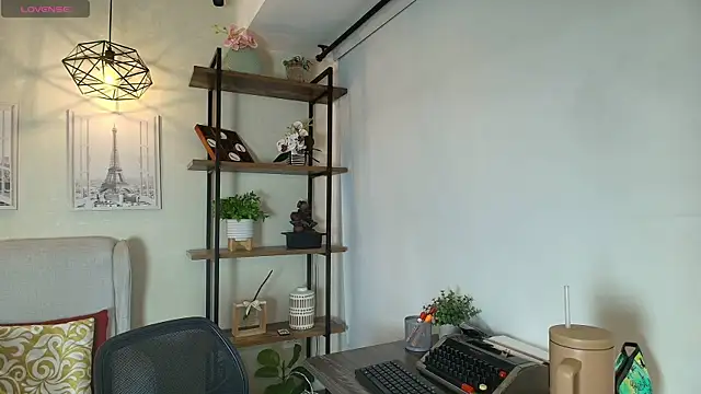  Victoria Collins online show from March 27, 11:43 am