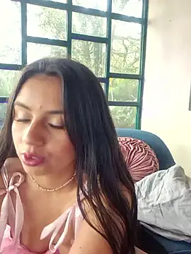 Lunaluxe1001 online show from January 13, 2:11 pm