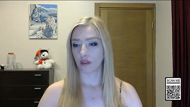 Wild Silk Desire online show from December 5, 3:30 pm