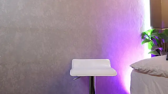 Snapshot of Susan_wall chatting on April 29, 1:26 pm Susan wall online show from April 29, 1:26 pm