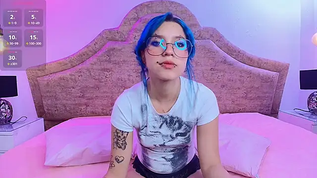 Snapshot of katy_usha chatting on September 13, 4:23 am katy usha online show from September 13, 4:23 am