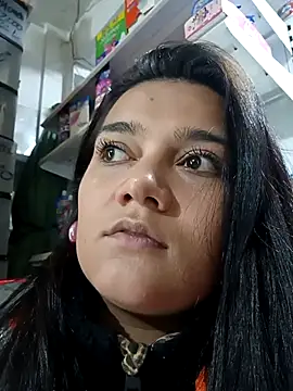 mia traveluxe online show from December 5, 4:43 am