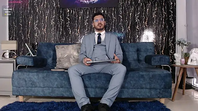 samuelcoopeer online show from November 1, 12:29 pm