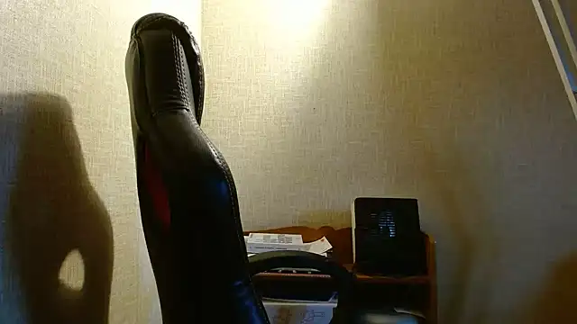 Snapshot of melyssa_luv chatting on July 15, 7:19 pm melyssa luv online show from July 15, 7:19 pm