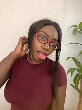 alissradiante1 online show from March 29, 10:54 pm